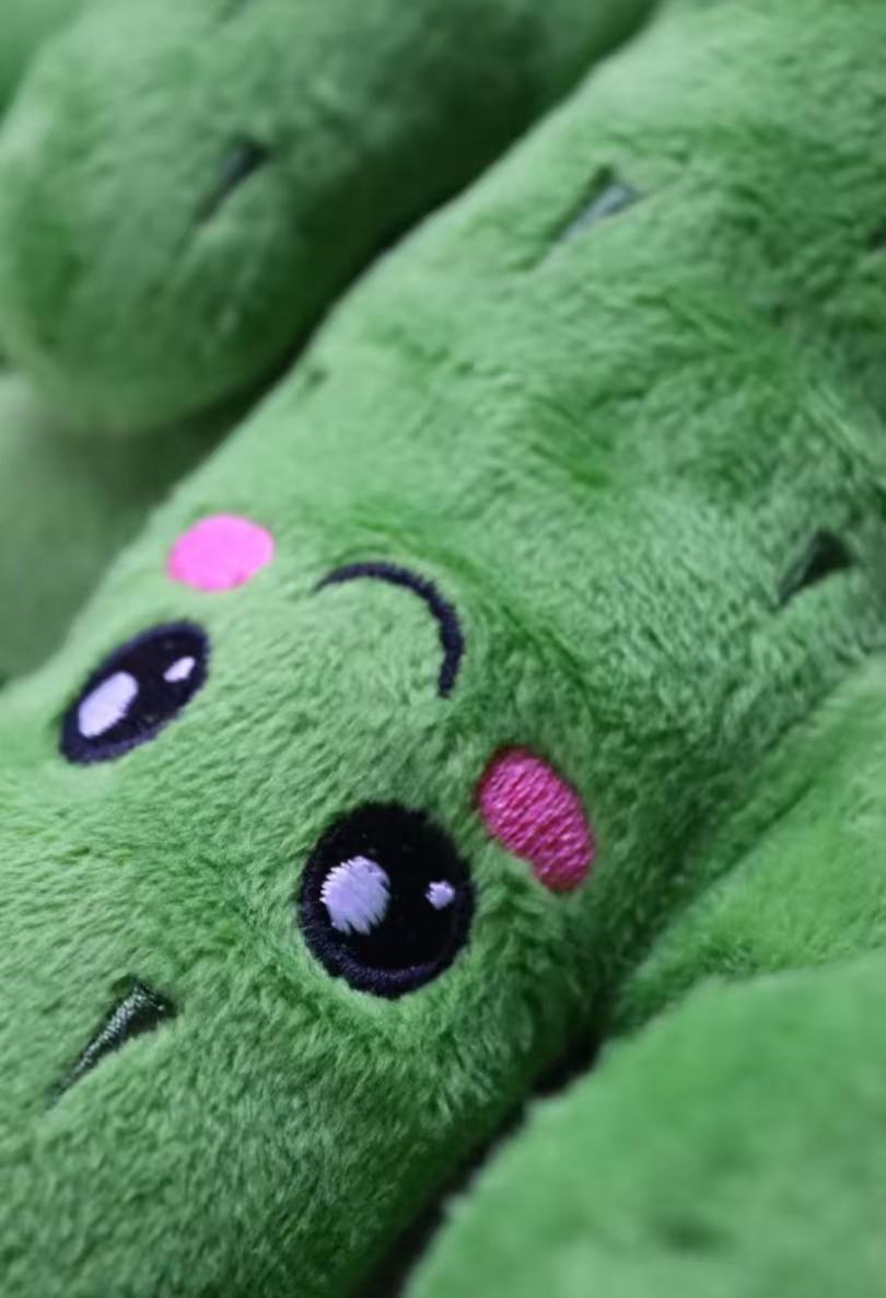 Cactus Cutie Invasion! High-Quality Interactive Plush Dog Toy - Soft & Adorable Green Pads Replicate the Cute Cartoon Cactus Shape. Built-in squeaker: squeeze it, and your pup gets super excited instantly~ Plush-filled, bite-resistant and chew-proof, perfect for daily interaction, teething relief and boredom busting. Your fur baby’s exclusive "desert little playmate" – cute look, tough quality, making playtime super joyful! - Image 6