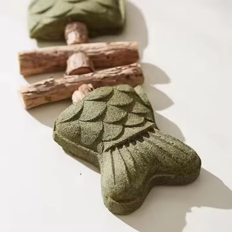 Kitty’s Fishy Fiesta: Matatabi Molar Bone & Grilled Fish Teaser – The "Catch" That Keeps Cats Chewin’ & Chasin’! 🎉 - Image 9